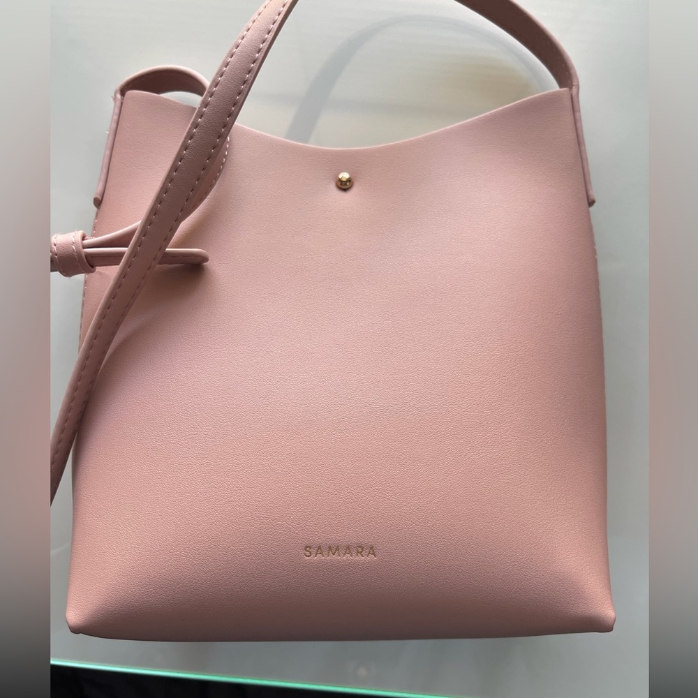 Samara Medium Shoulder Bag